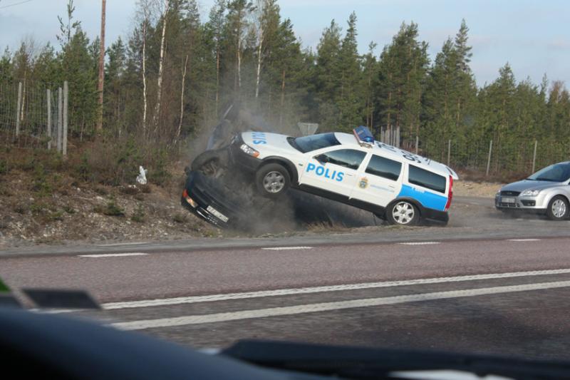 Don't fuck with the Polis...